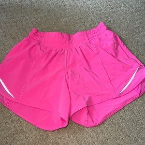 Lululemon hotty hot shorts size 2 tall (4 inch inseam)
